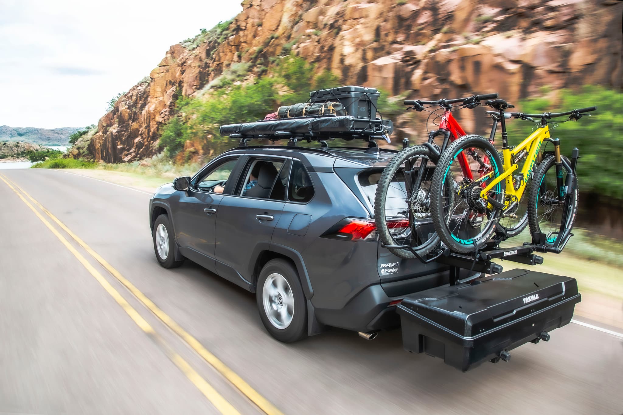 Yakima EXO Hitch System