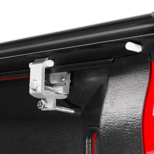 RetraxPro XR Tonneau Cover 9